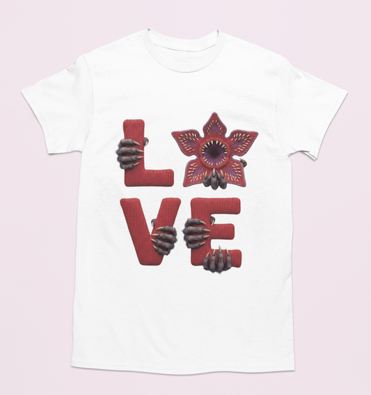Playera unisex Love stranger en 4 colores disponibles